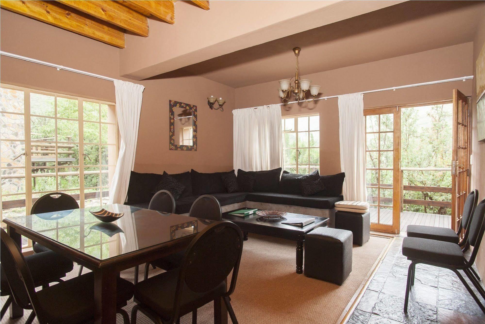 Maliba Mountain Lodge Butha-Buthe Esterno foto