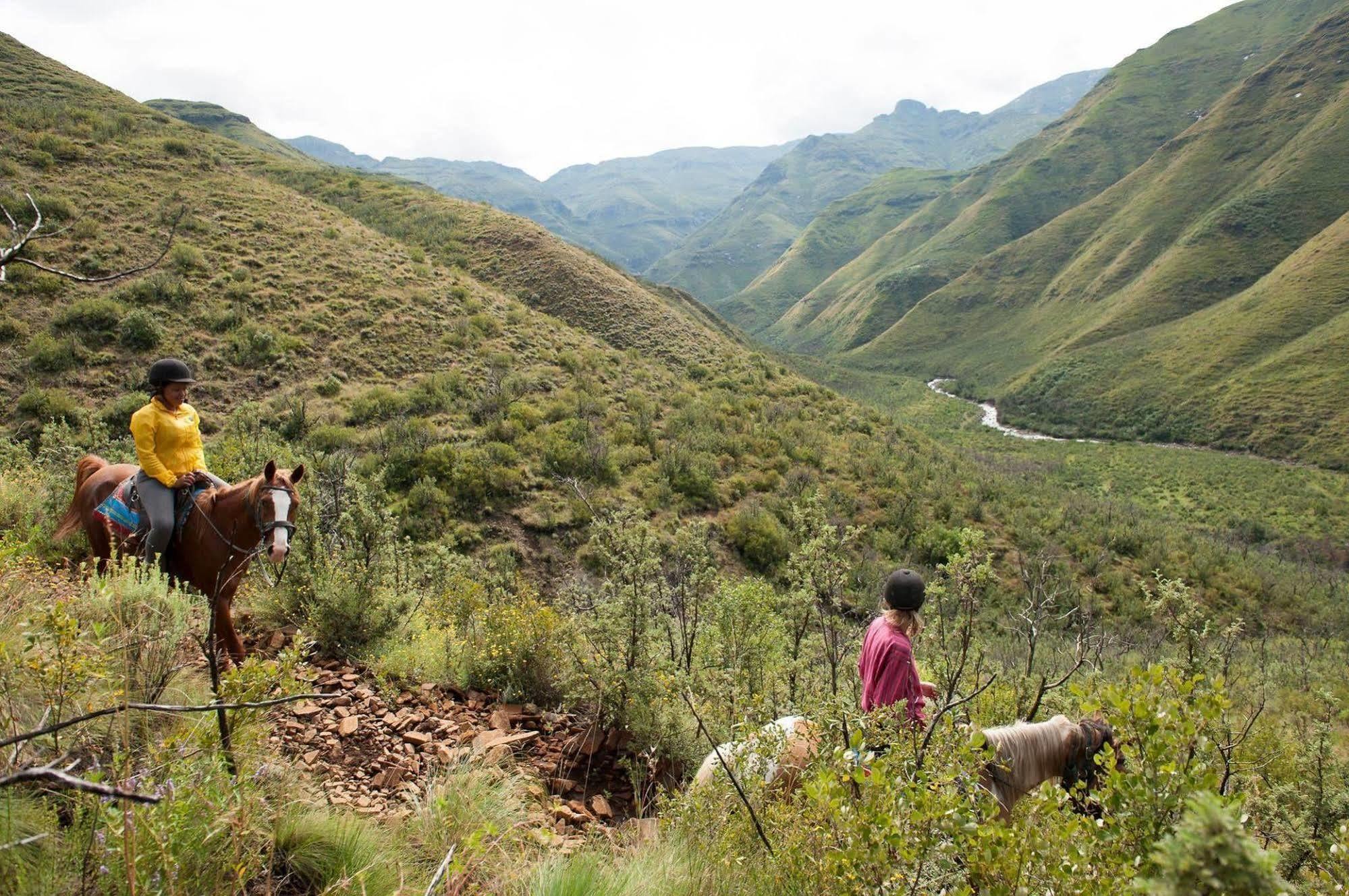 Maliba Mountain Lodge Butha-Buthe Esterno foto